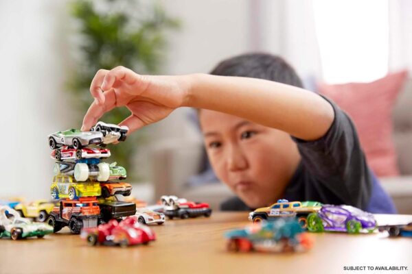 Hot Wheels Toy Cars & Trucks 20 Pack, Set of 20 1:64 Scale Vehicles for Play or Display, Instant Collection (Styles May Vary) - Image 3