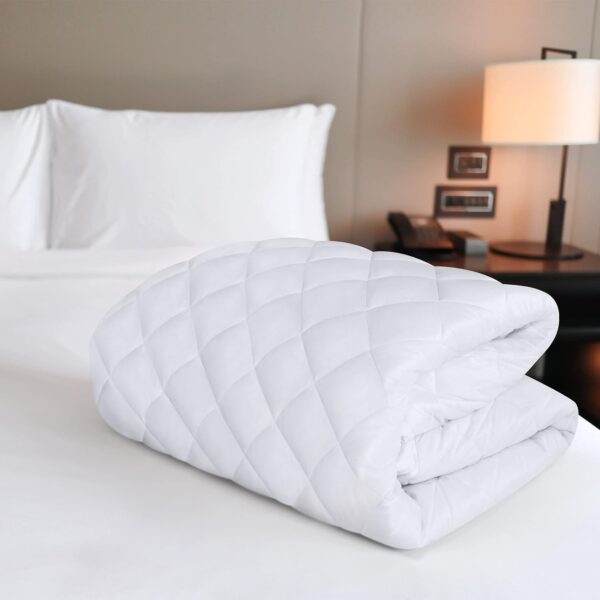 Utopia Bedding Quilted Fitted Mattress Pad (Queen), Elastic Fitted Mattress Protector, Mattress Cover Stretches up to 16 Inches Deep, Machine Washable Mattress Topper (White) - Image 5