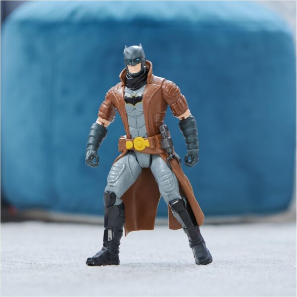 DC Comics, Batman Action Figure, 12-inch, Kids Toys for Boys and Girls, Ages 3+ - Image 3