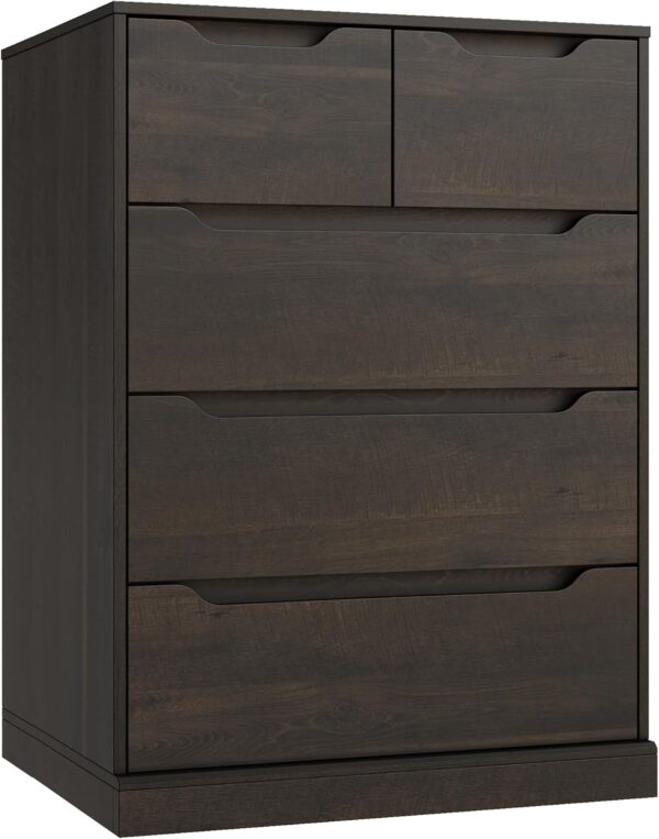 HOSTACK Modern 5 Drawer Dresser for Bedroom, Chest of Drawers with Storage, Wood Storage Chest Organizers with Cut-Out Handles, Accent Storage Cabinet for Living Room, Entryway, Hallway, Dark Brown