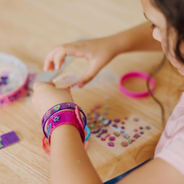 Melissa & Doug Design-Your-Own Bracelets With 100+ Sparkle Gem and Glitter Stickers - Kids Snap Bracelets, Jewelry Crafts For Kids Ages 4+ - Image 5