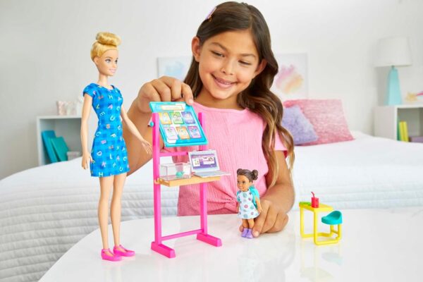 Barbie Teacher Doll (Blonde), Toddler Doll (Brunette), Flip Board, Laptop, Backpack, Toddler Desk, Pet Turtle, For Ages 3 Years Old & Up - Image 2