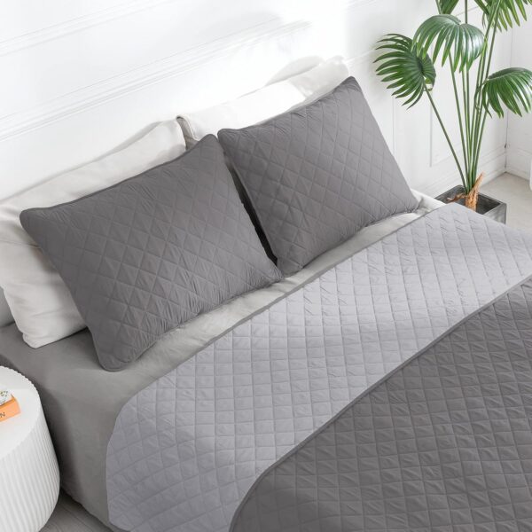 Easy-Going Full/Queen Size Reversible Quilt Set with 1 Quilt and 2 Pillow Shams, Soft Bed Quilt Cover, Lightweight Microfiber Bedspread, Water and Stain Resistant, Gray/Light Gray - Image 2