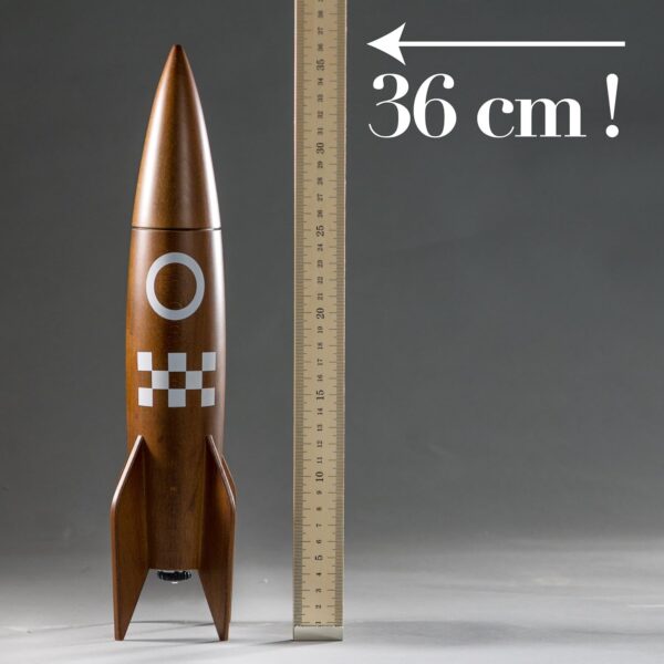 Suck UK | Salt And Pepper Shakers Rocket | Large Salt And Pepper Grinder Set For Home Decor | Kitchen Gadgets & Kitchen Accessories | Novelty Salt & Spice Grinder Gifts | Dining Room Decor - Image 4