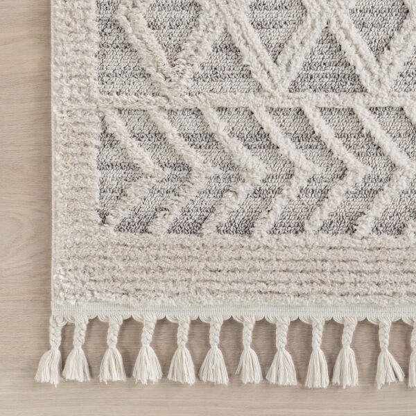 nuLOOM 4x6 Ansley Moroccan Tassel Area Rug, Light Grey, High-Low Textured Bohemian Design, Plush High Pile, Stain Resistant, For Bedroom, Living Room, Hallway, Entryway - Image 5